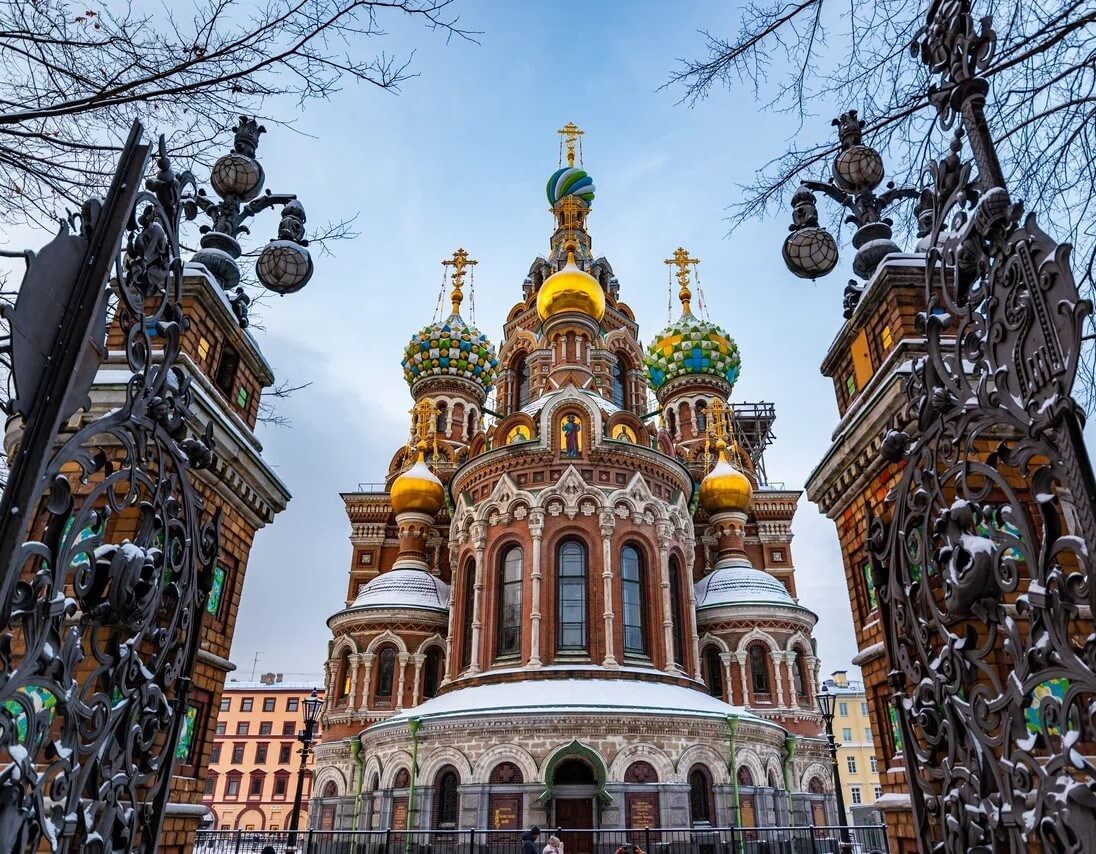 «Новогодний Петербург» + «Новый год в Выборге», 5 дней