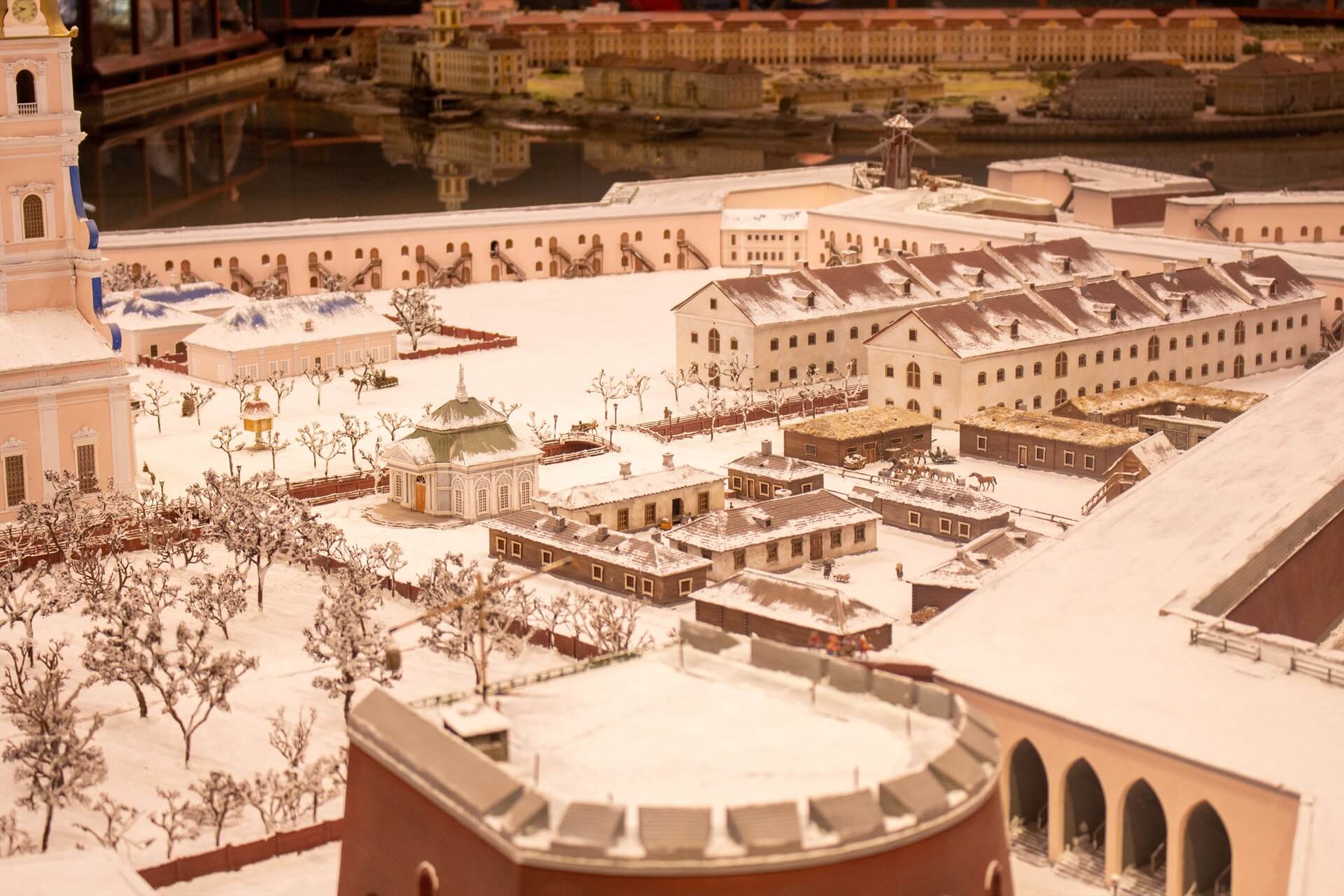 Петербургский Новый год – сказочный и яркий, 6 дней