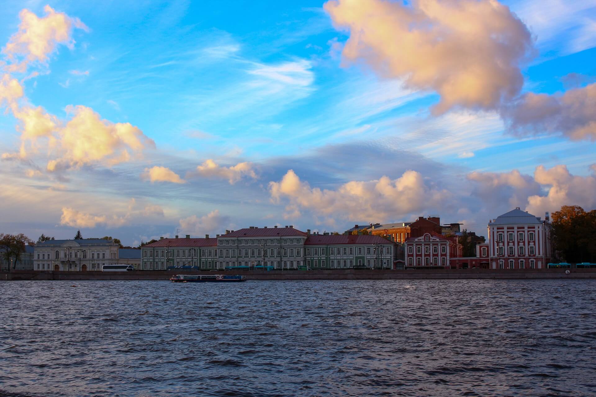 Выпускной в Санкт-Петербурге, 2 дня (для школьных групп)