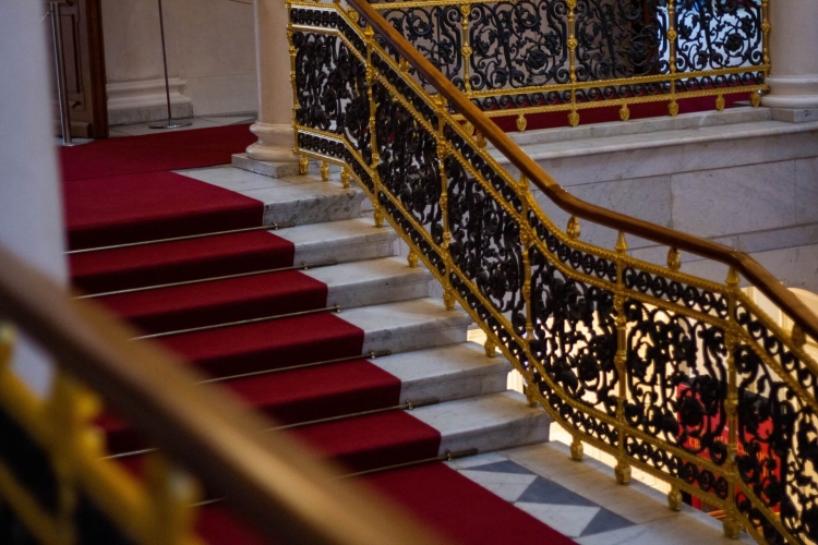 Тайны Петербурга и его дворцов