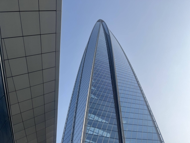 Экскурсия «Новые огни северной столицы» и пешеходная экскурсия по Малой Садовой