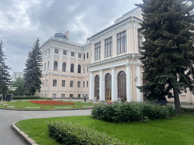 «Невский. Ожившая история» и храм Спас на Крови, пешеходная экскурсия