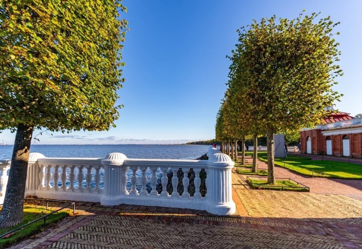 Петергоф (загородная экскурсия для школьных групп)