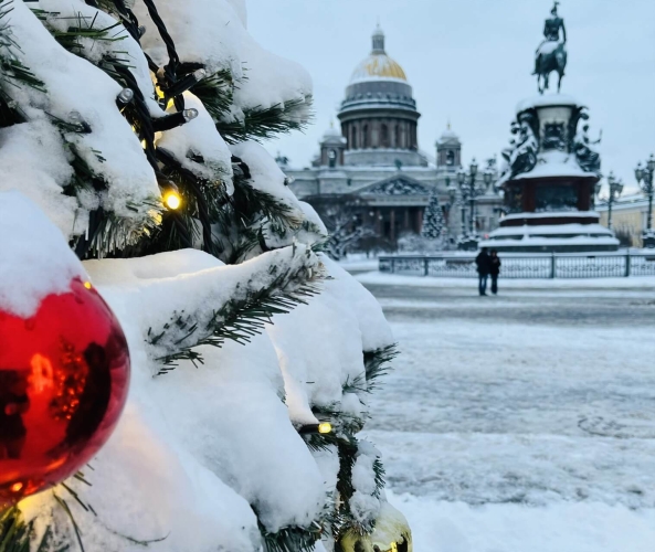 Четыре грани новогоднего Петербурга - лайт (эконом), 5 дней