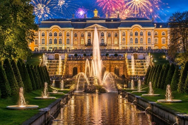 Петергофская феерия, 2 дня (тур для организованных групп)
