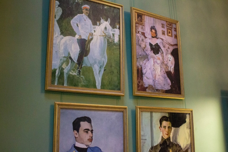 Петербург – город дворцов, 3 дня (тур для организованных групп)