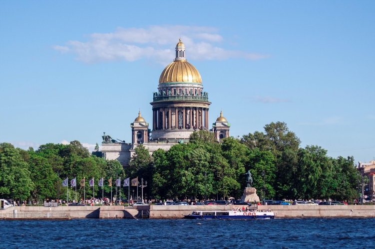 Петергофская феерия, 2 дня (тур для организованных групп)