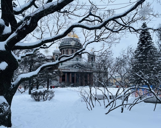«Новогодний Петербург» + «Новый год в Выборге», 5 дней