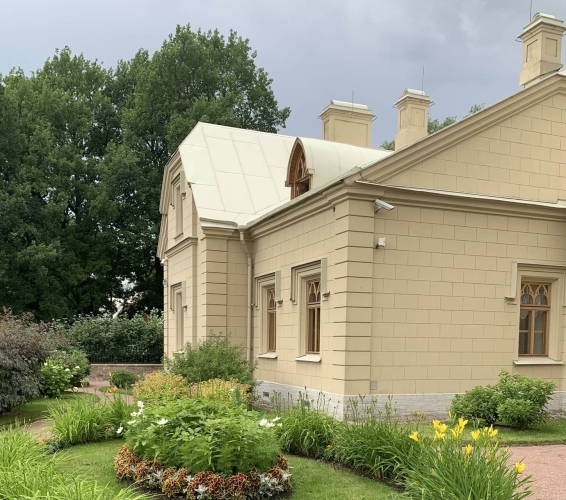 Петергоф: парк «Александрия» (загородная экскурсия для школьных групп)