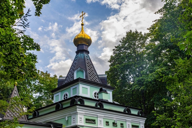 Небесные покровители, автобусная экскурсия