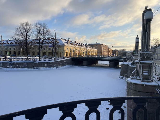 Обзорная экскурсия «Петербурга зимние страницы»