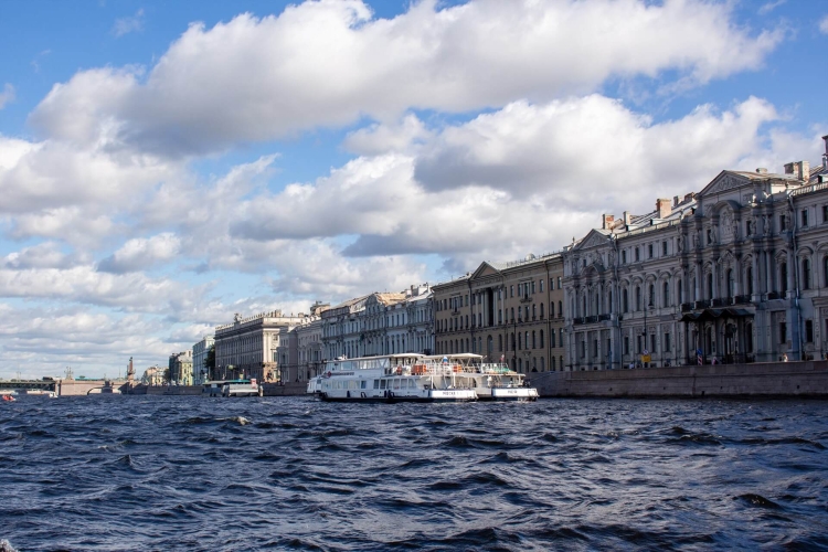 И красота, и слава летнего Петербурга, 7 дней
